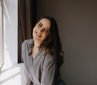 Sarah V.